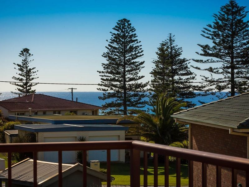 6 Surf Street, Tuross Head NSW 2537
