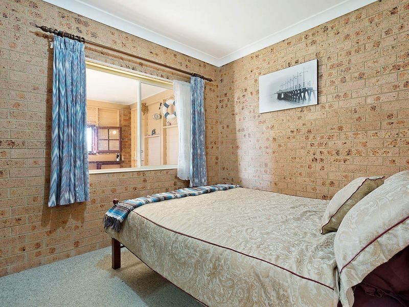 6 Surf Street, Tuross Head NSW 2537