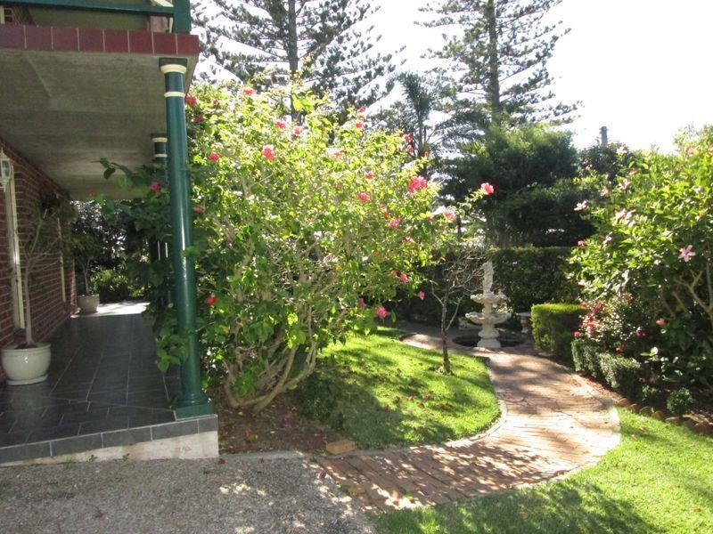 217 Hector McWilliam Drive, Tuross Head NSW 2537