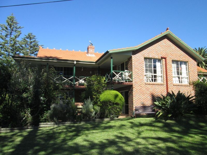 217 Hector McWilliam Drive, Tuross Head NSW 2537