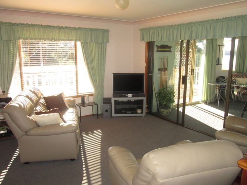 23 Foam Street, Tuross Head NSW 2537