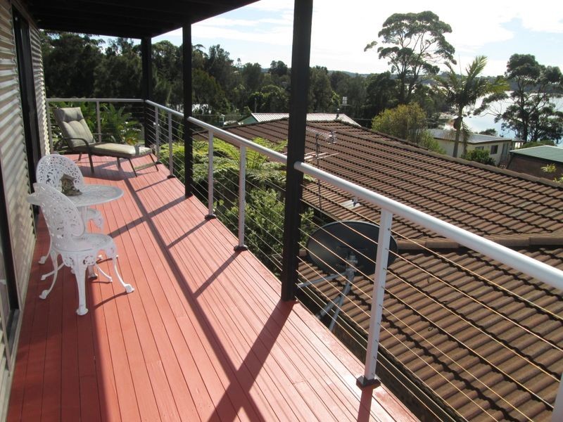 6 Wave Street, Tuross Head NSW 2537