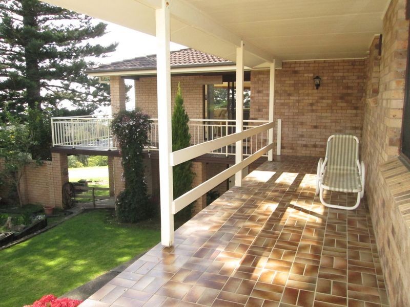 24 Coral Crescent, Tuross Head NSW 2537