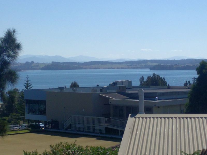 13 Allenby Road, Tuross Head NSW 2537