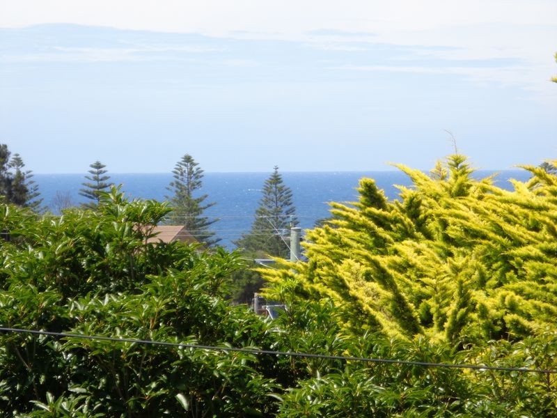 7 Salmon Street, Tuross Head NSW 2537
