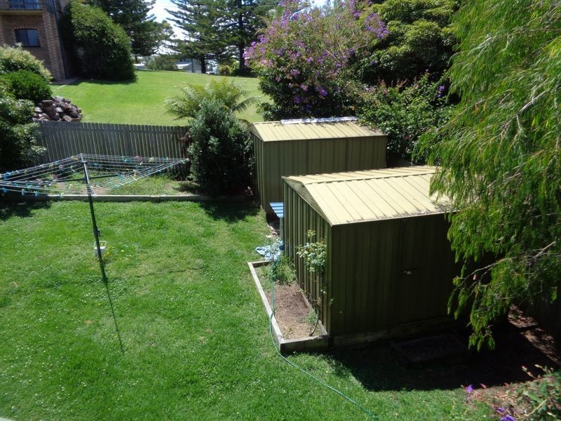 7 Salmon Street, Tuross Head NSW 2537