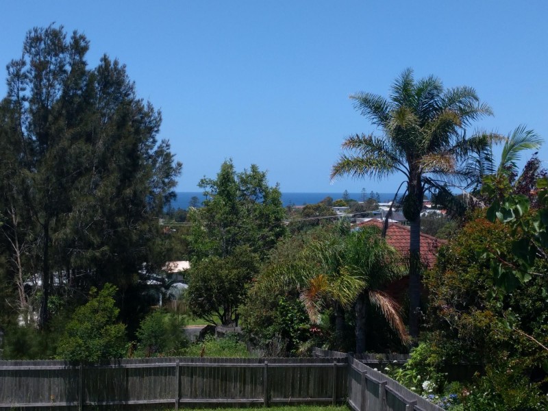 242 Hector McWilliam Drive, Tuross Head NSW 2537
