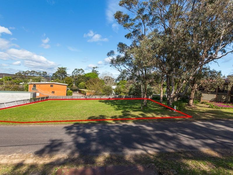 3 Hood Crescent, Tuross Head NSW 2537