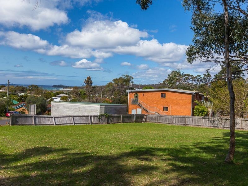 3 Hood Crescent, Tuross Head NSW 2537