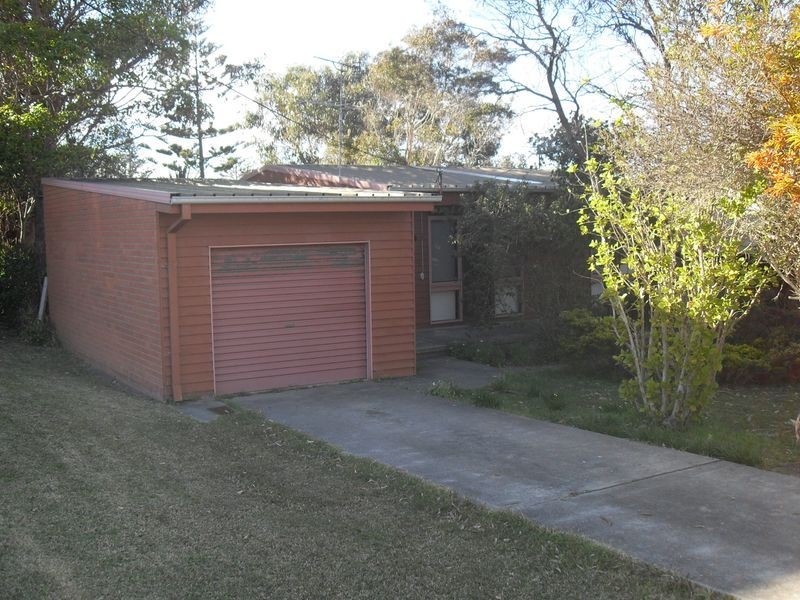 10 Whiting Street, Tuross Head NSW 2537