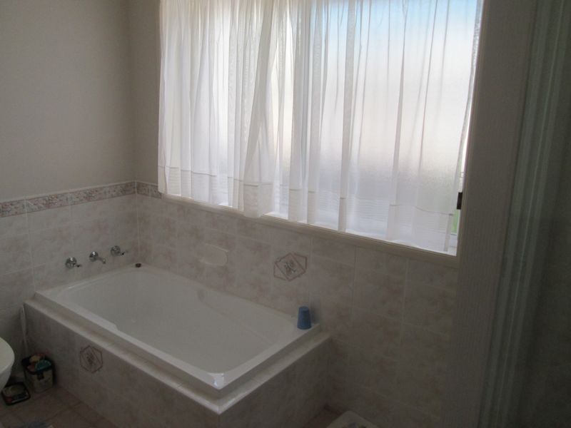 13 Andrew Avenue, Tuross Head NSW 2537