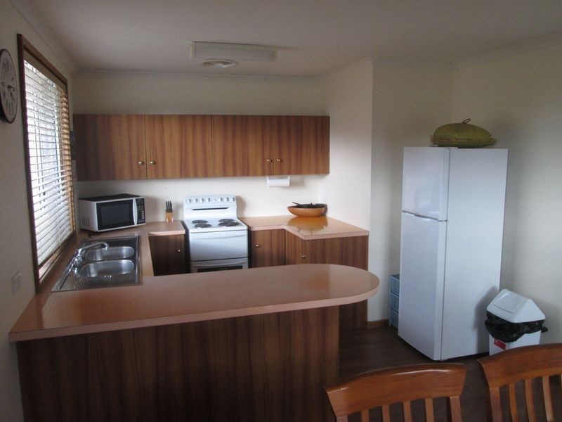 11 Kitchener Road, Tuross Head NSW 2537