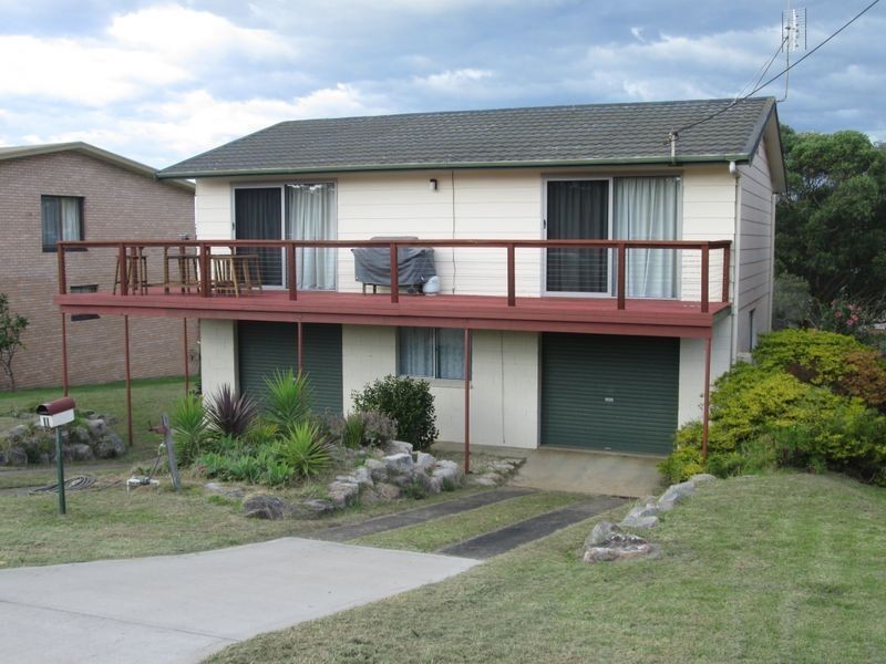 11 Kitchener Road, Tuross Head NSW 2537