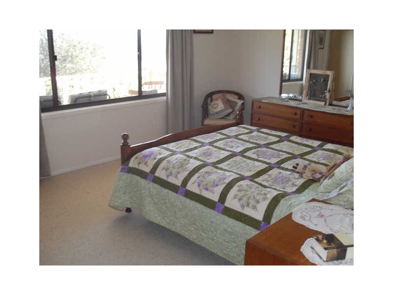 25 Coral Crescent, Tuross Head NSW 2537