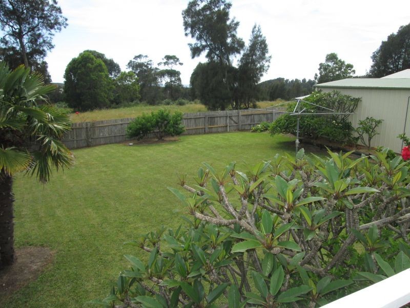 26 Andrew Avenue, Tuross Head NSW 2537