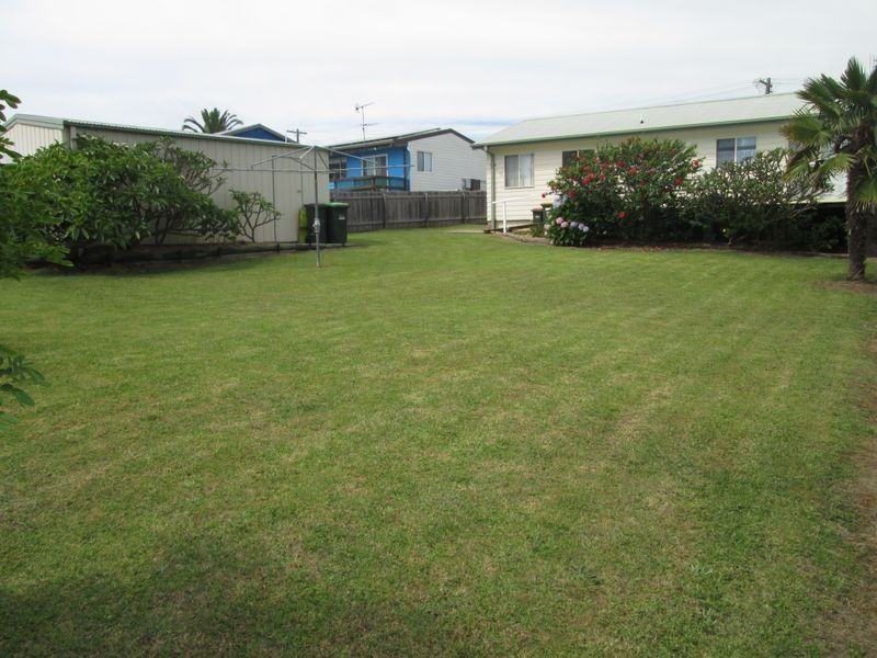 26 Andrew Avenue, Tuross Head NSW 2537