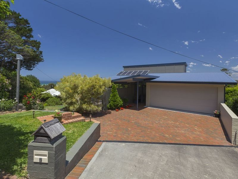 9 Beatty Crescent, Tuross Head NSW 2537