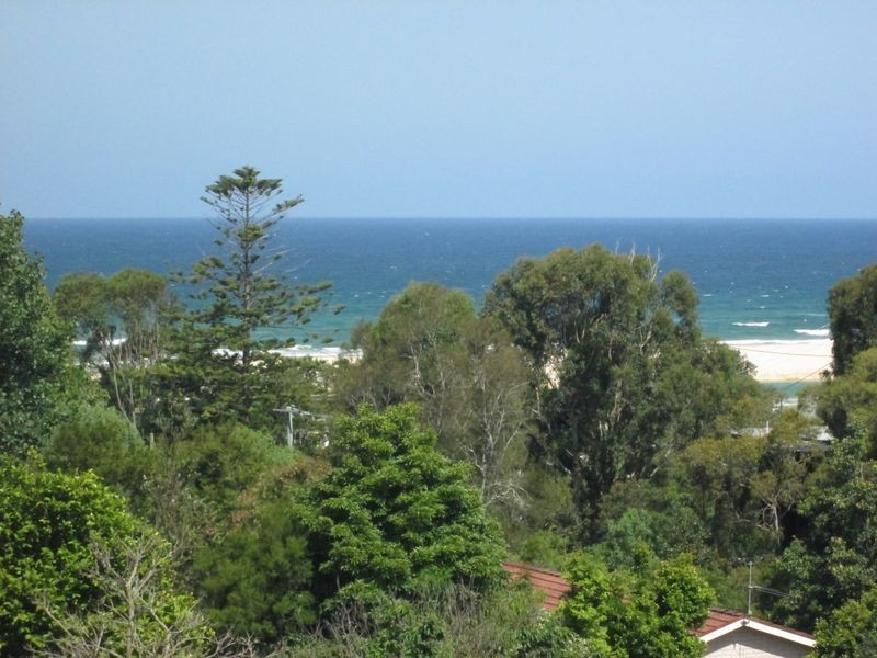 9 Beatty Crescent, Tuross Head NSW 2537