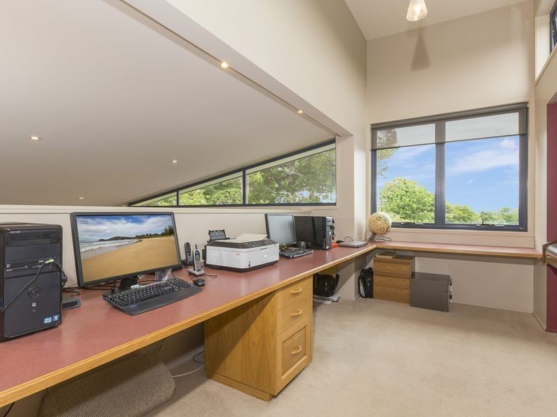 9 Beatty Crescent, Tuross Head NSW 2537