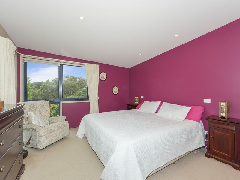 9 Beatty Crescent, Tuross Head NSW 2537