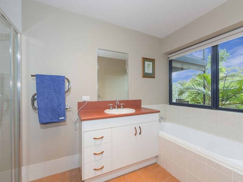 9 Beatty Crescent, Tuross Head NSW 2537