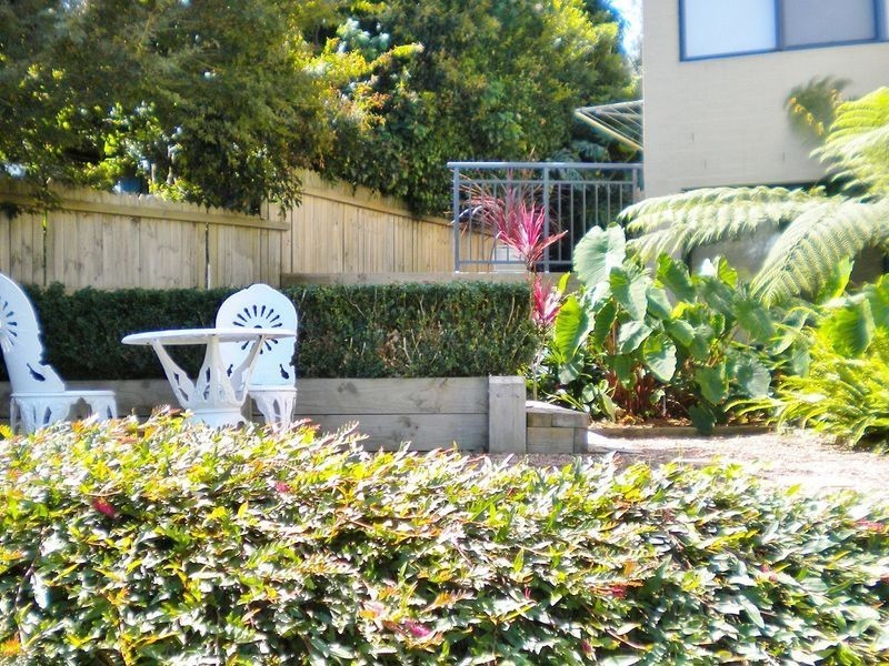 9 Beatty Crescent, Tuross Head NSW 2537
