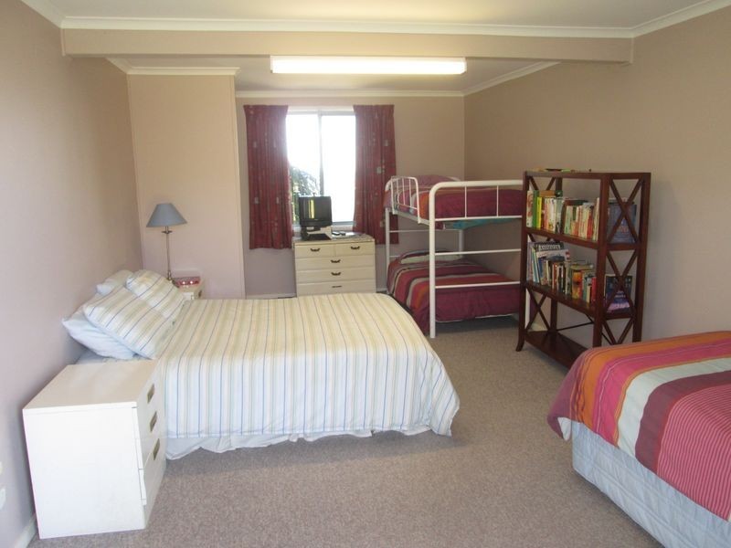 44 Hawkins Road, Tuross Head NSW 2537