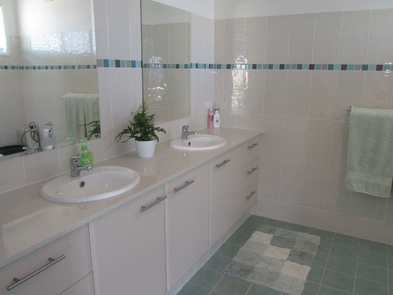 44 Hawkins Road, Tuross Head NSW 2537