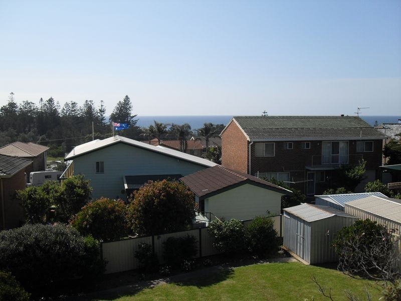 8 Shell Street, Tuross Head NSW 2537