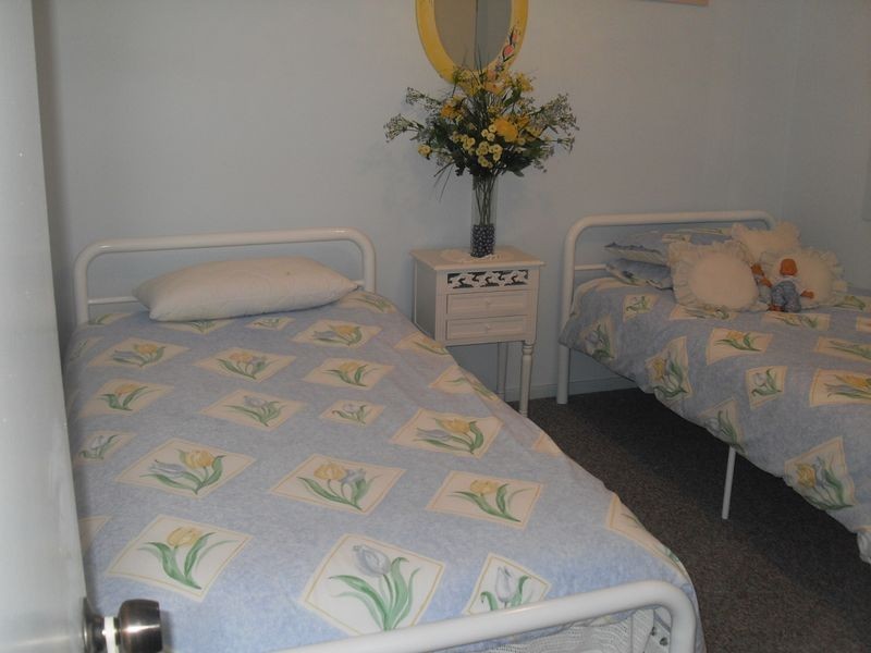 20 Beach St, Tuross Head NSW 2537