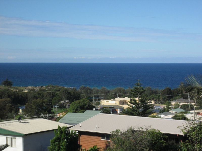 30 Hawkins Road, Tuross Head NSW 2537