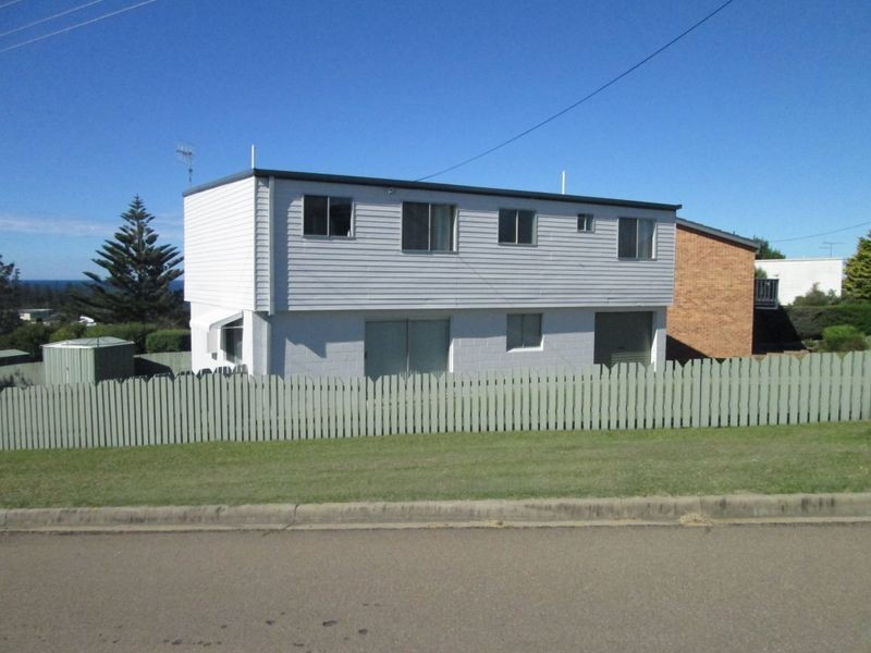 30 Hawkins Road, Tuross Head NSW 2537