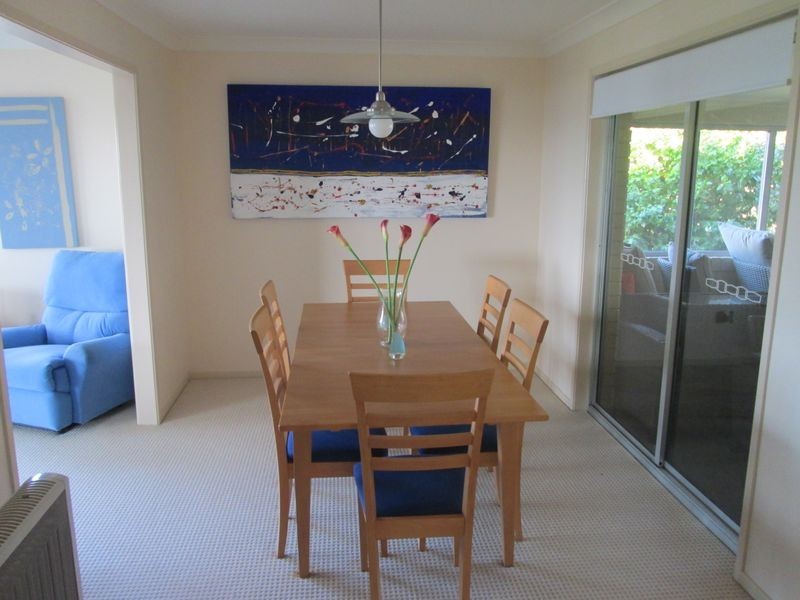 5 Coogee Place, Tuross Head NSW 2537