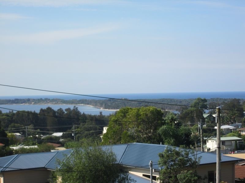 5 Coogee Place, Tuross Head NSW 2537