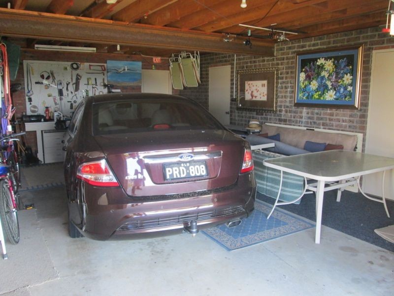 5 Coogee Place, Tuross Head NSW 2537