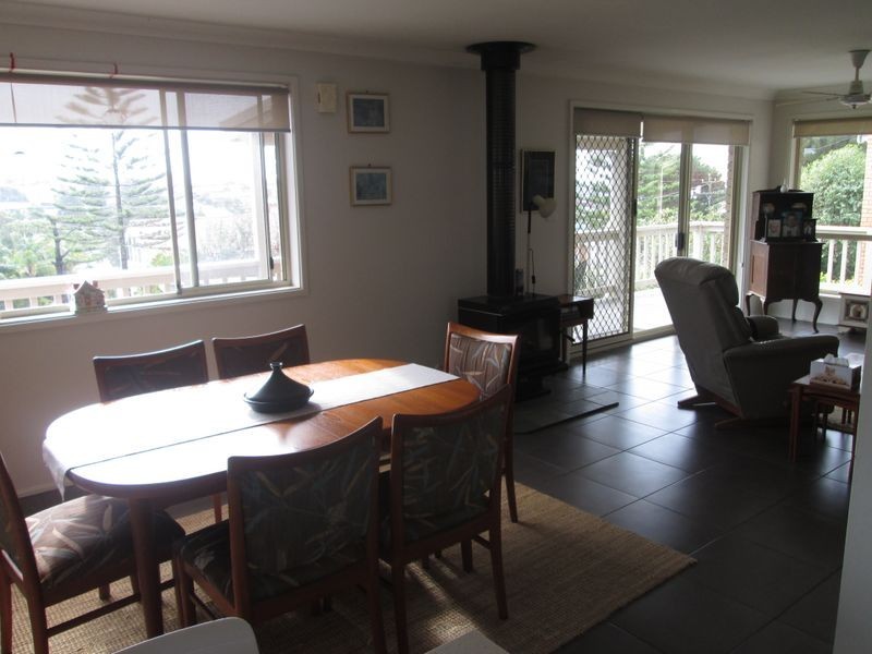 11 Norfolk Boulevarde, Tuross Head NSW 2537