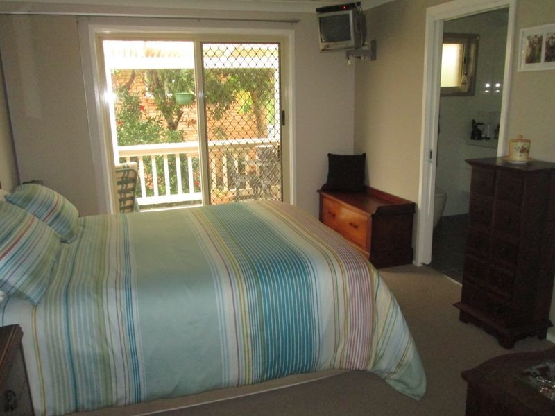 11 Norfolk Boulevarde, Tuross Head NSW 2537