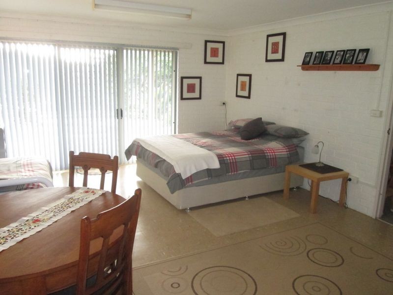 11 Norfolk Boulevarde, Tuross Head NSW 2537