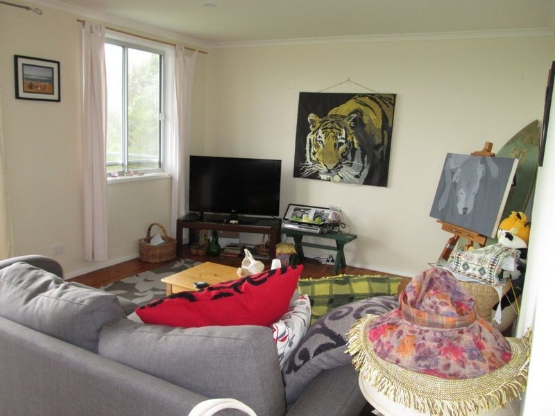 2 / 4 Birdwood Circle, Tuross Head NSW 2537