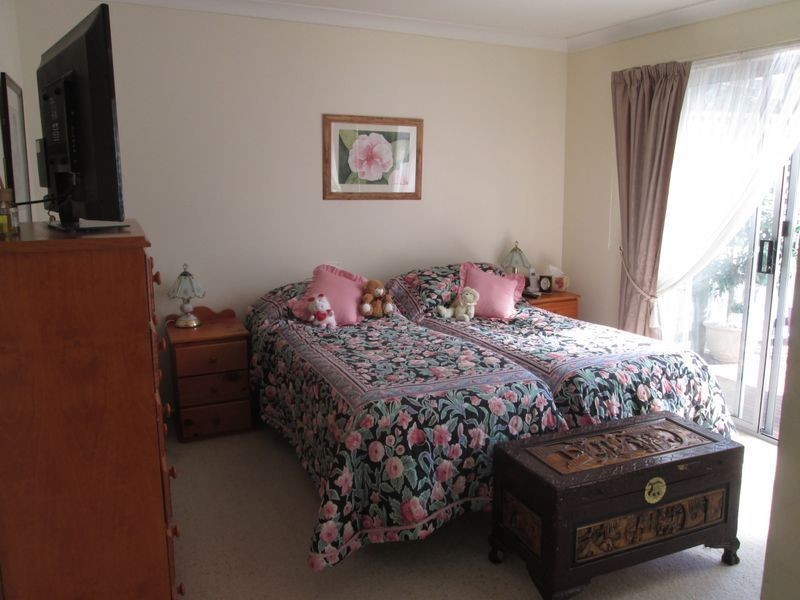 24 Craddock Road, Tuross Head NSW 2537