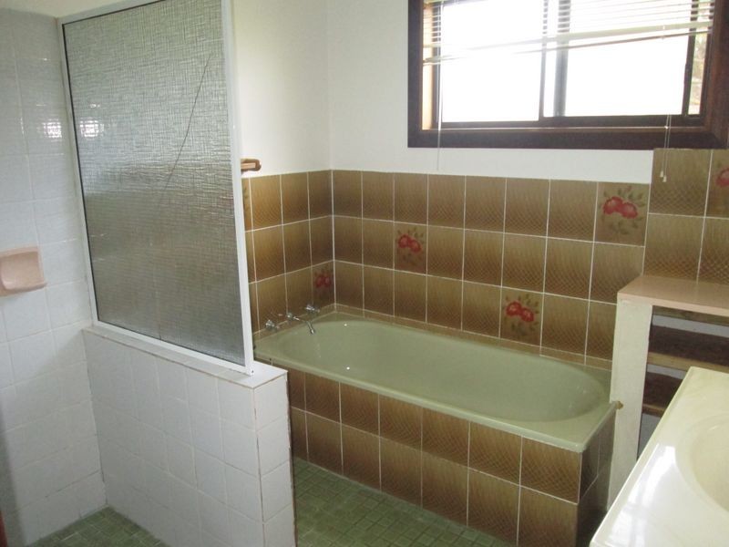 19 Evans Road, Tuross Head NSW 2537