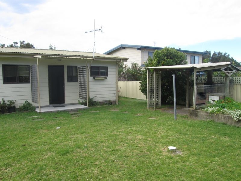 19 Evans Road, Tuross Head NSW 2537