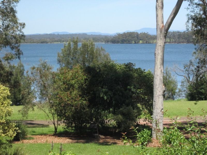 5 Hawdons Cove, Tuross Head NSW 2537