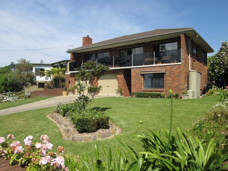 125 Tuross Boulevarde, Tuross Head NSW 2537