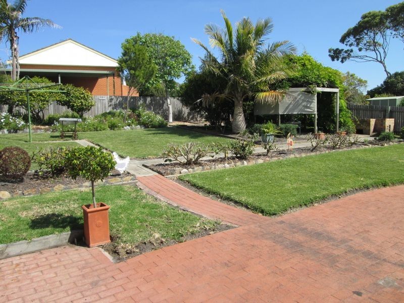 125 Tuross Boulevarde, Tuross Head NSW 2537