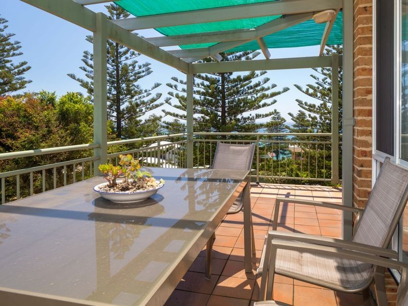 18 Monash Avenue, Tuross Head NSW 2537