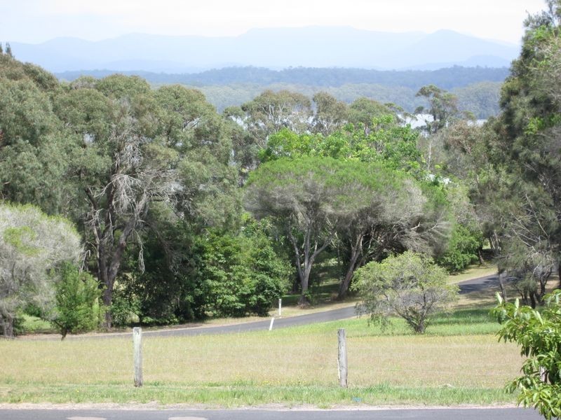 10 Hector McWilliam Drive, Tuross Head NSW 2537
