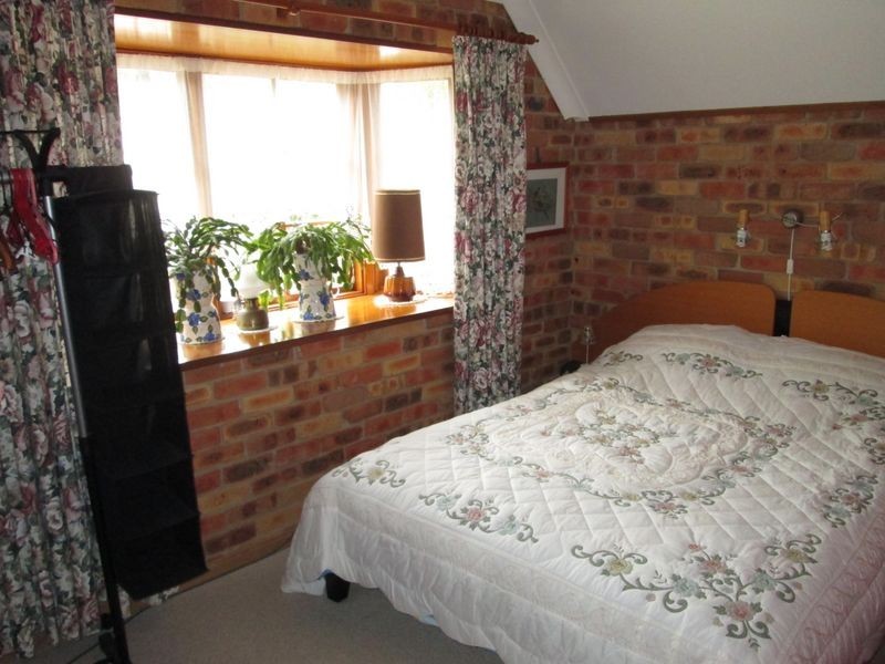 7 Viewpoint Court, Tuross Head NSW 2537