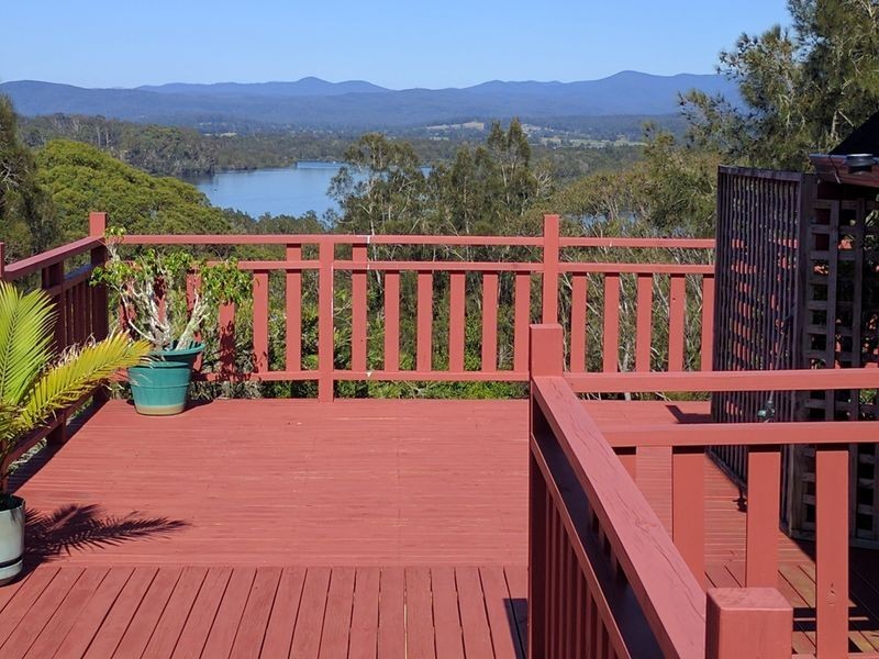 7 Viewpoint Court, Tuross Head NSW 2537