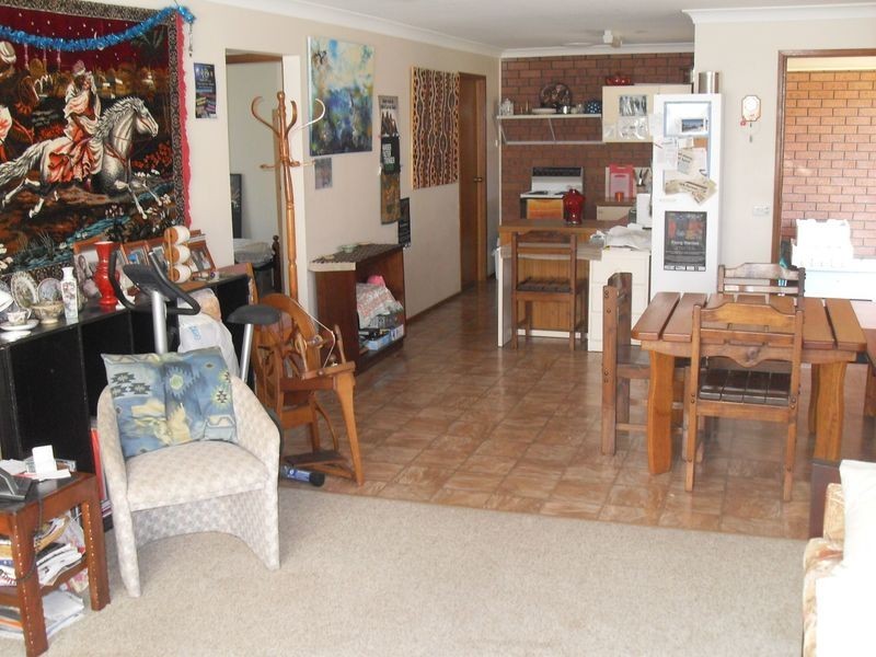 Unit 2 / 1 Grenville Ave, Tuross Head NSW 2537